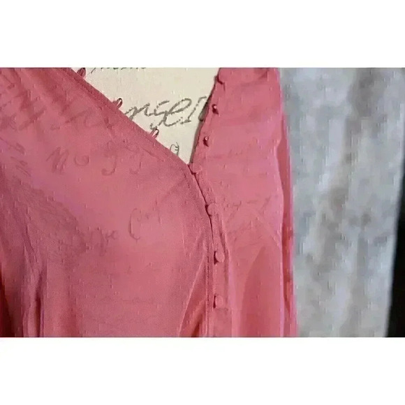 Torrid size 2 button down blouse long sleeve embroirded scalloped hem elastic cu - Picture 3 of 15